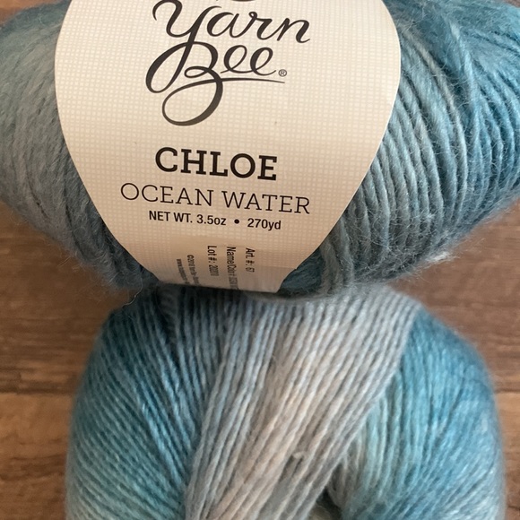 Chloe Yarn in Color Ocean Water by Yarn Bee, Wool Blend, New!! - Picture 2 of 9